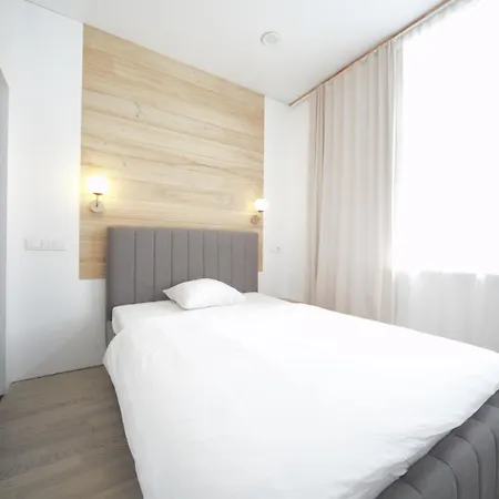 Three Bedroom Apt - Next To St Peters Church Riga * Riga