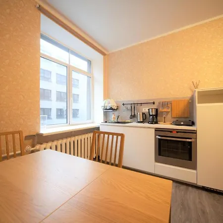 Apartamento Three Bedroom Apt - Next To St Peters Church Riga